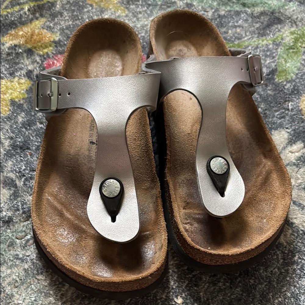 Birkenstock Gizeh Silver Metallic Sandals